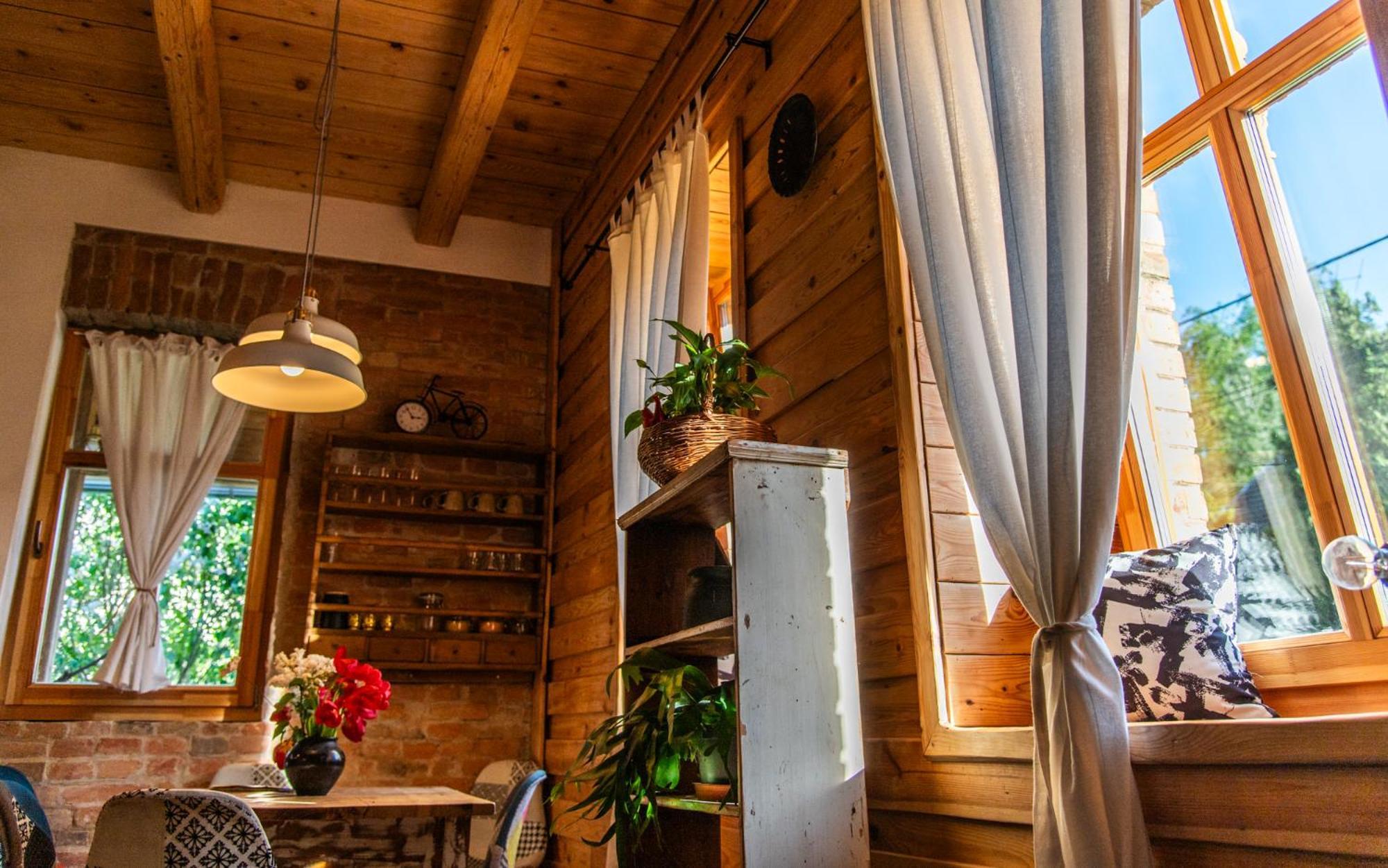 Minifaktura Loft Apartman & Reggelizo Es Etelbar Szokolya Bagian luar foto